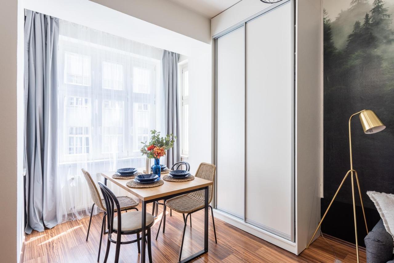 10 Min City Centre 5 People Apartment, Free Coffee Prag Eksteriør billede